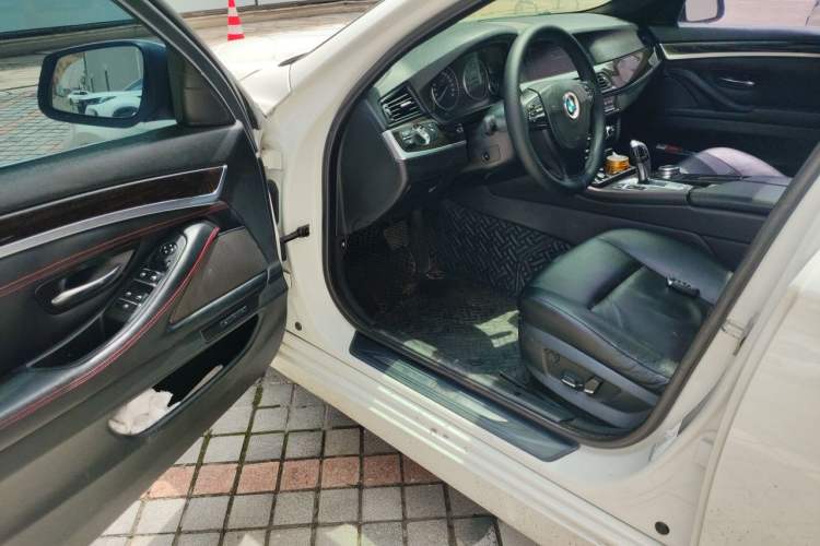 Used BMW 5 Series 2013 525Li Luxury Model Driver Seat