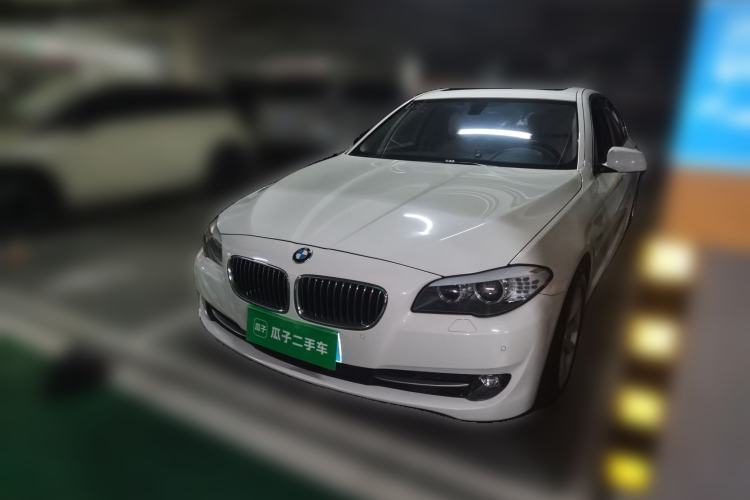 Used BMW 5 Series 2013 525Li Luxury Model Guazi used car, China used car export, Used car for sale, Used cars, Cheapest cars for sale