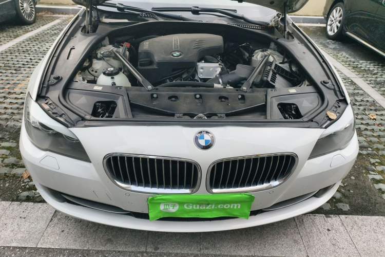 Used BMW 5 Series 2013 520i Elegant Edition Engine Bay