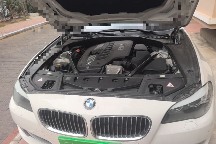Used BMW 5 Series 2013 530Li Leading Model Engine Bay