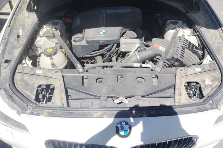 Used BMW 5 Series 2013 520Li Elegant Edition Engine Bay