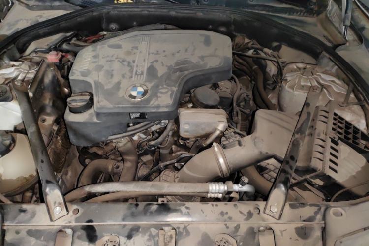 Used BMW 5 Series 2013 525Li Luxury Model Engine Bay