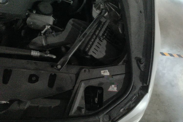 Used BMW 5 Series 2013 525Li Luxury Model Engine Bay Left