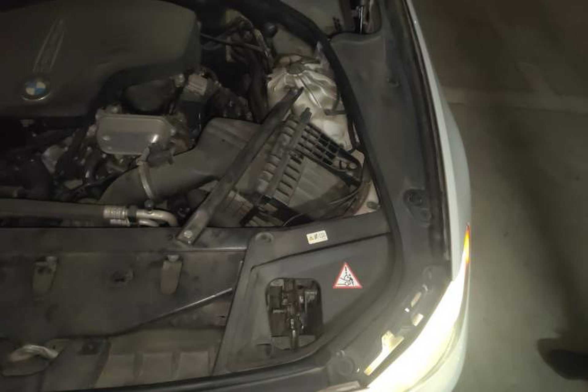 Used BMW 5 Series 2013 520Li Elegant Edition Engine Bay Left