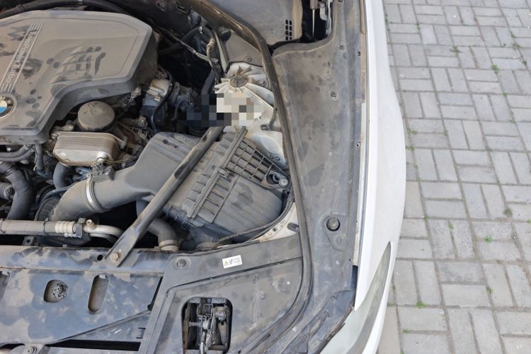 Used BMW 5 Series 2013 520Li Elegant Edition Engine Bay Left