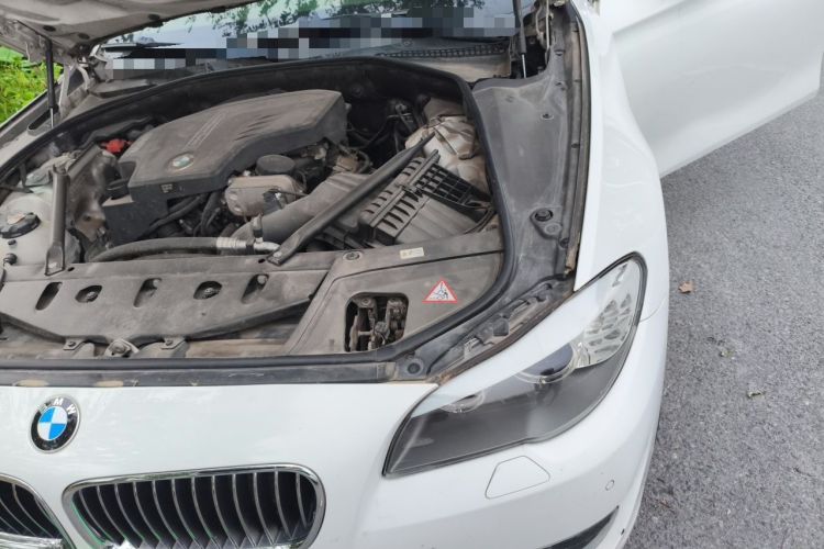 Used BMW 5 Series 2013 525Li Luxury Model Engine Bay Left