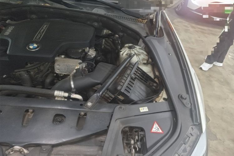 Used BMW 5 Series 2013 525Li Luxury Model Engine Bay Left