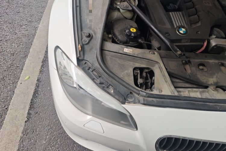 Used BMW 5 Series 2013 530Li Leading Model Engine Bay Right