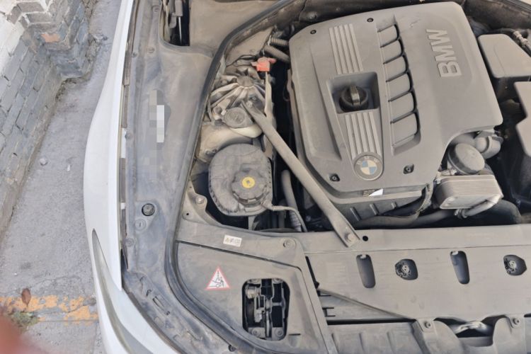 Used BMW 5 Series 2013 530Li Leading Model Engine Bay Right