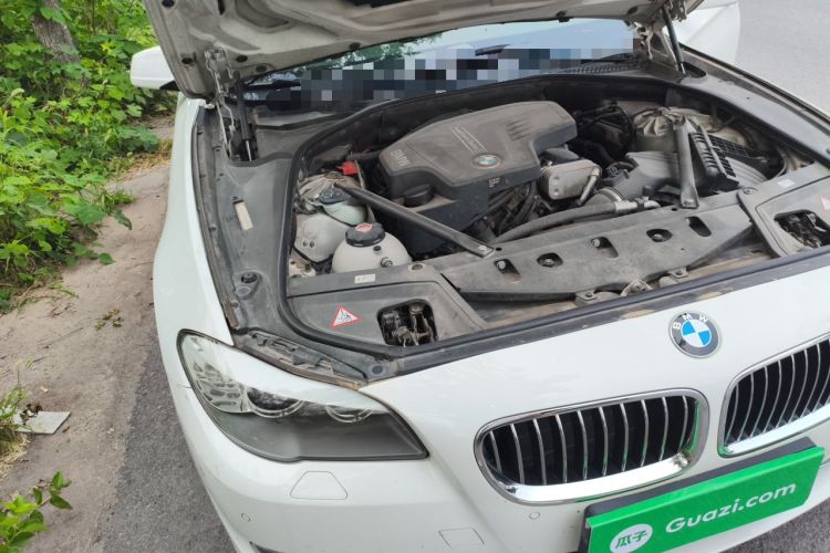 Used BMW 5 Series 2013 525Li Luxury Model Engine Bay Right