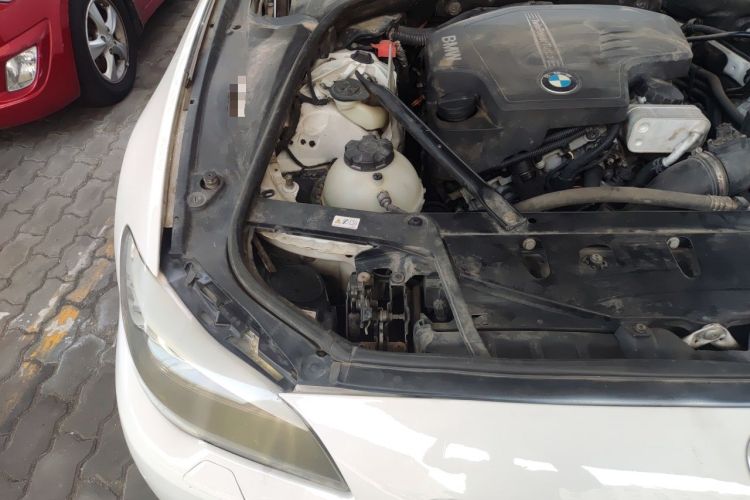 Used BMW 5 Series 2013 520i Elegant Edition Engine Bay Right