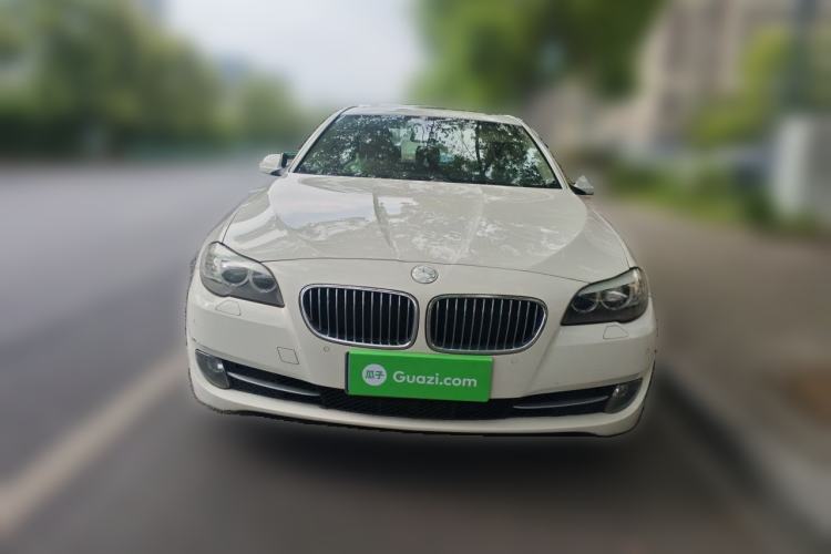 Used BMW 5 Series 2013 530Li Leading Model Front