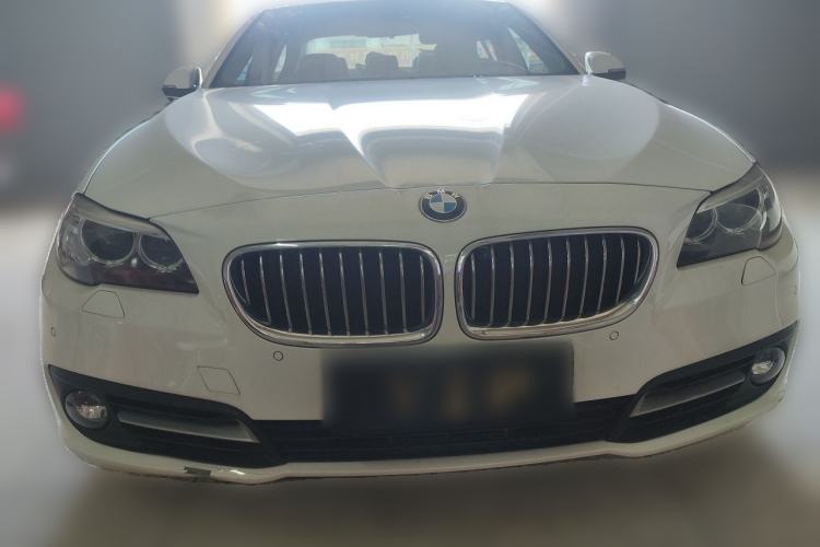 Used BMW 5 Series 2013 520i Elegant Edition Front