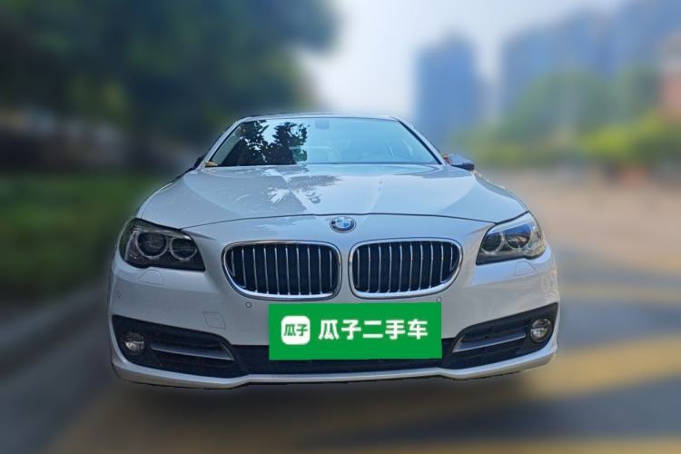 Used BMW 5 Series 2013 520i Elegant Edition Front