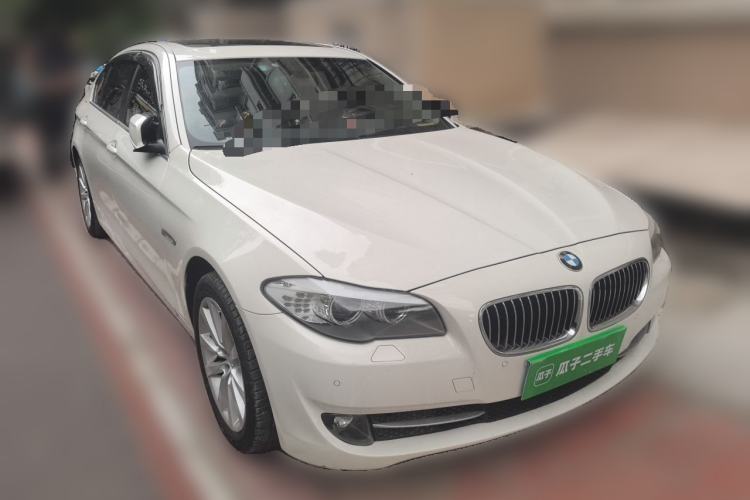 Used BMW 5 Series 2013 530Li Leading Model Front Right 45 Deg