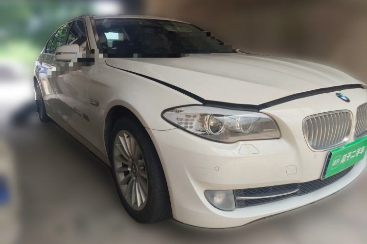 Used BMW 5 Series 2013 535Li Luxury Model Front Right 45 Deg