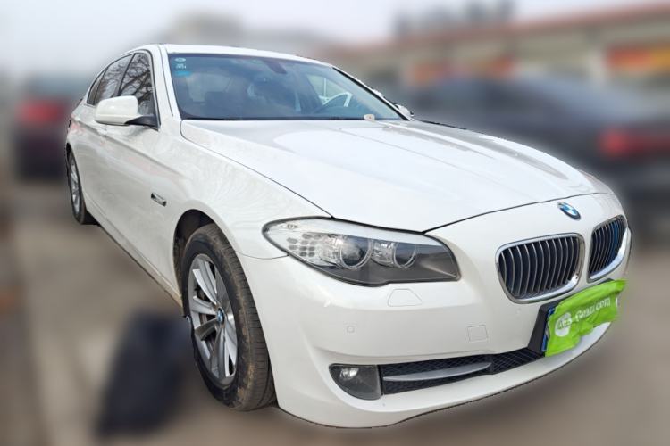 Used BMW 5 Series 2013 525Li Luxury Model Front Right 45 Deg