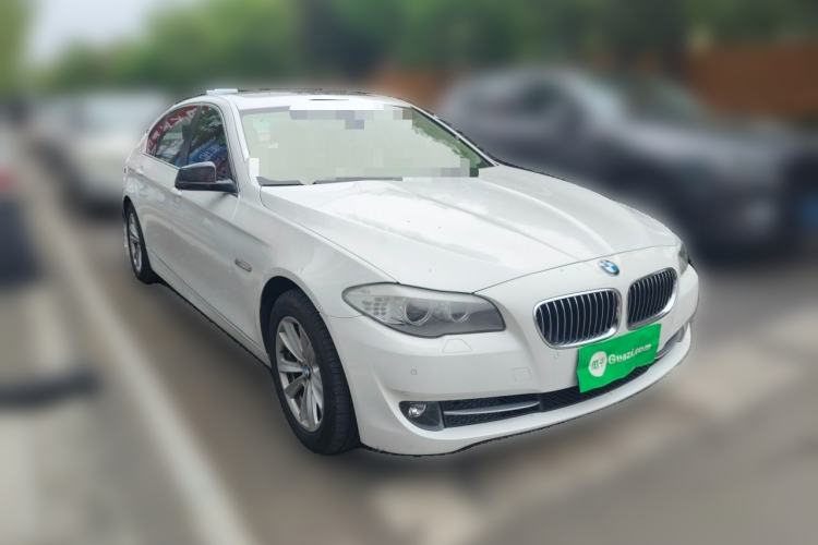 Used BMW 5 Series 2013 525Li Leading Model Front Right 45 Deg
