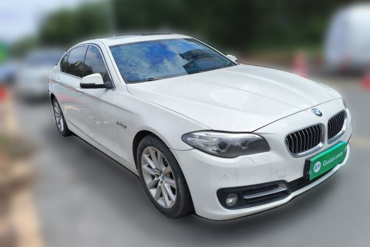 Used BMW 5 Series 2013 530Li Leading Model Front Right 45 Deg