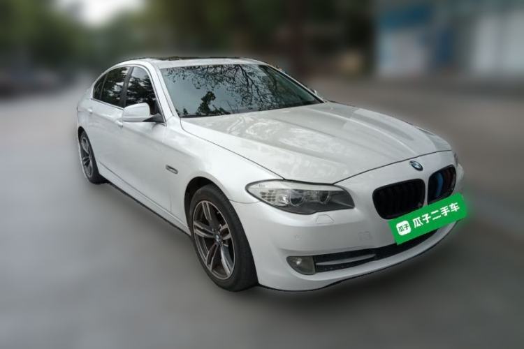 Used BMW 5 Series 2013 530Li Leading Model Front Right 45 Deg