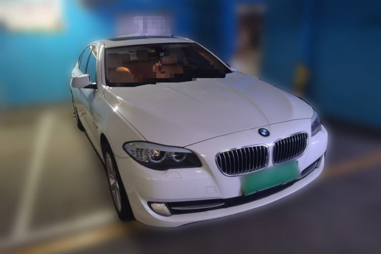 Used BMW 5 Series 2013 530Li Leading Model Front Right 45 Deg