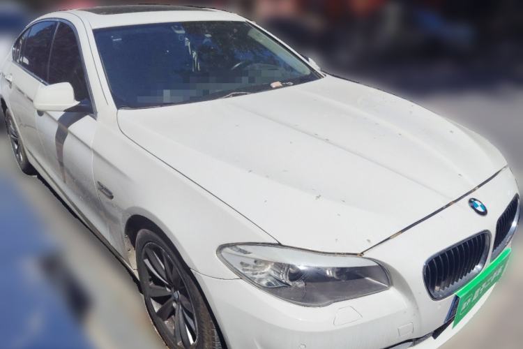 Used BMW 5 Series 2013 520Li Elegant Edition Front Right 45 Deg