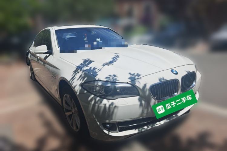 Used BMW 5 Series 2013 525Li Leading Model Front Right 45 Deg