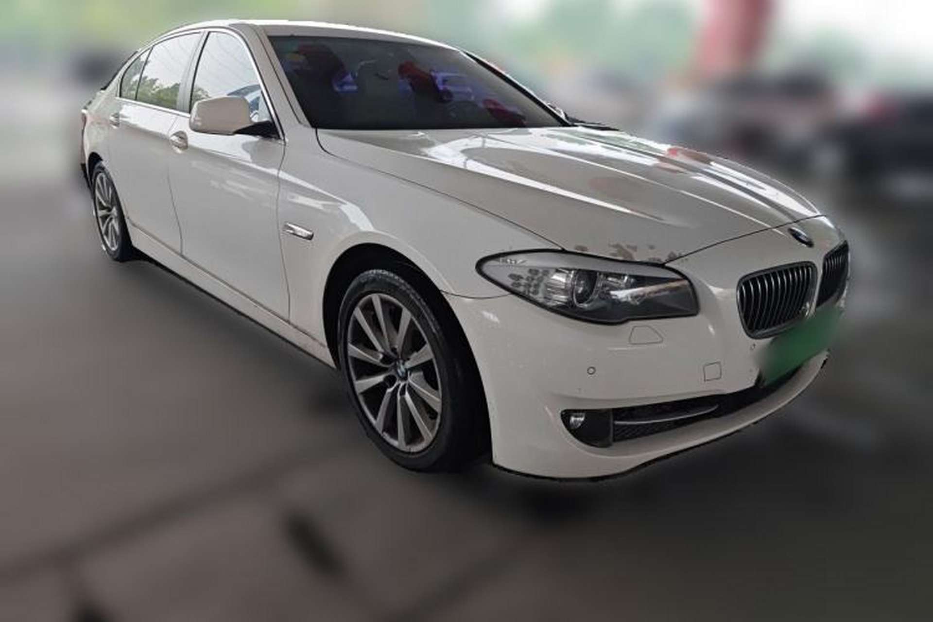 Used BMW 5 Series 2013 530Li Leading Model Front Right 45 Deg