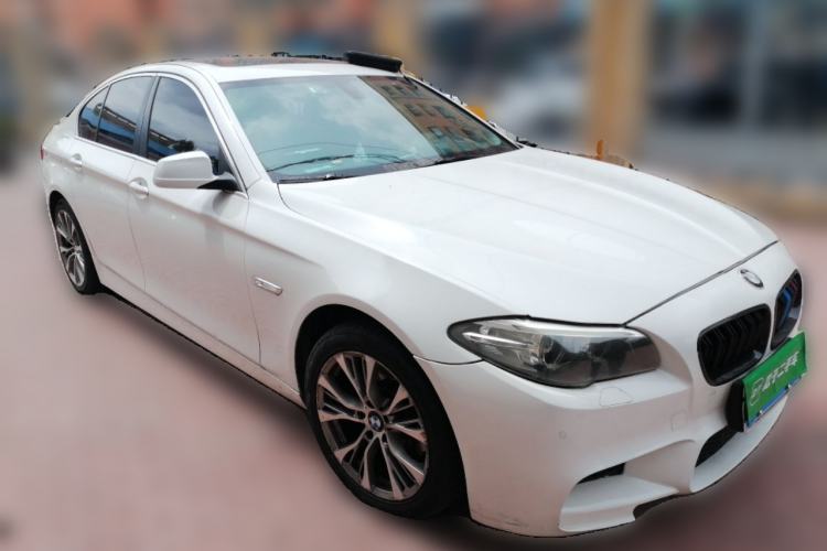 Used BMW 5 Series 2013 520i Elegant Edition Front Right 45 Deg
