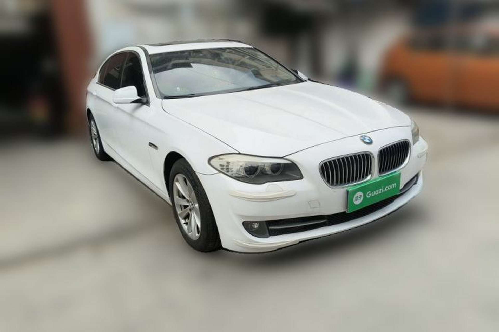 Used BMW 5 Series 2013 525Li Luxury Model Front Right 45 Deg