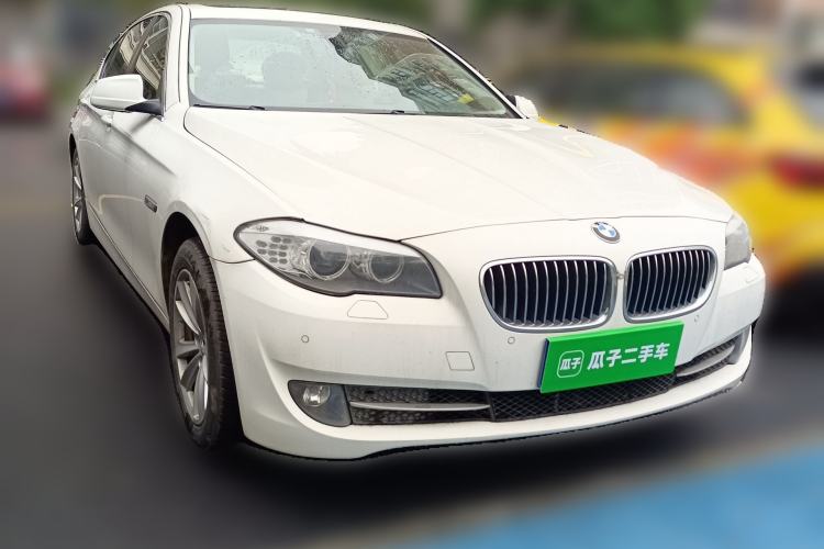 Used BMW 5 Series 2013 525Li Luxury Model Front Right 45 Deg
