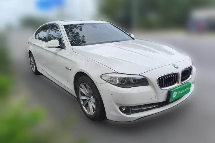 Used BMW 5 Series 2013 525Li Luxury Model Front Right 45 Deg