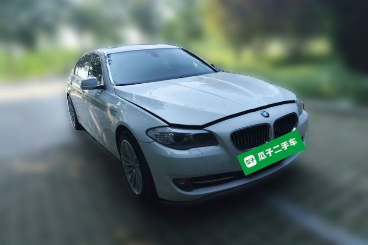 Used BMW 5 Series 2013 525Li Leading Model Front Right 45 Deg
