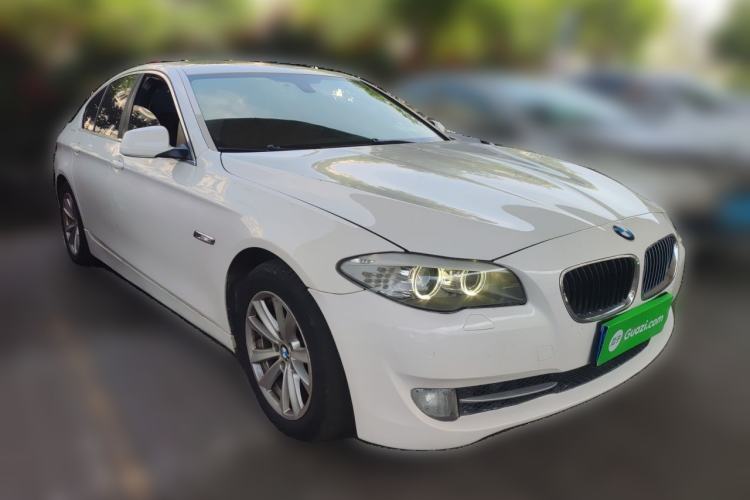 Used BMW 5 Series 2013 520i Elegant Edition Front Right 45 Deg