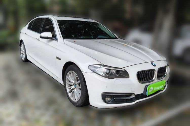 Used BMW 5 Series 2013 525Li Leading Model Front Right 45 Deg