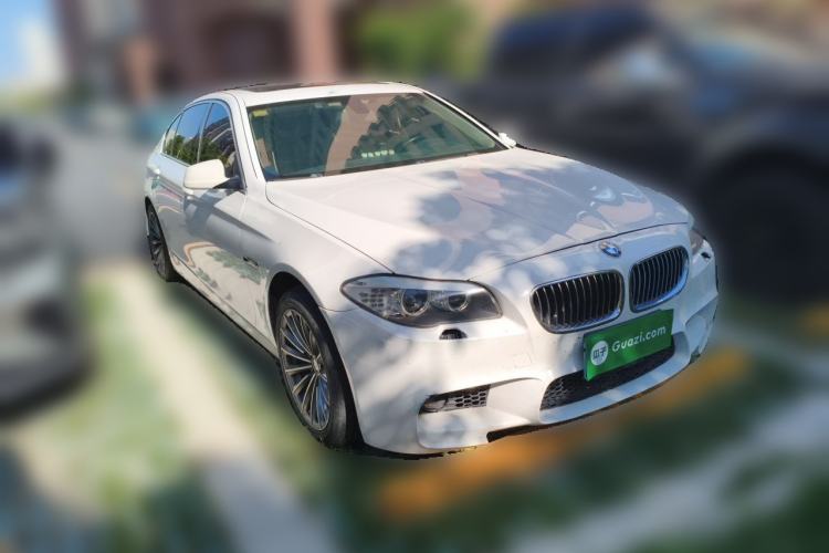 Used BMW 5 Series 2013 520Li Elegant Edition Front Right 45 Deg