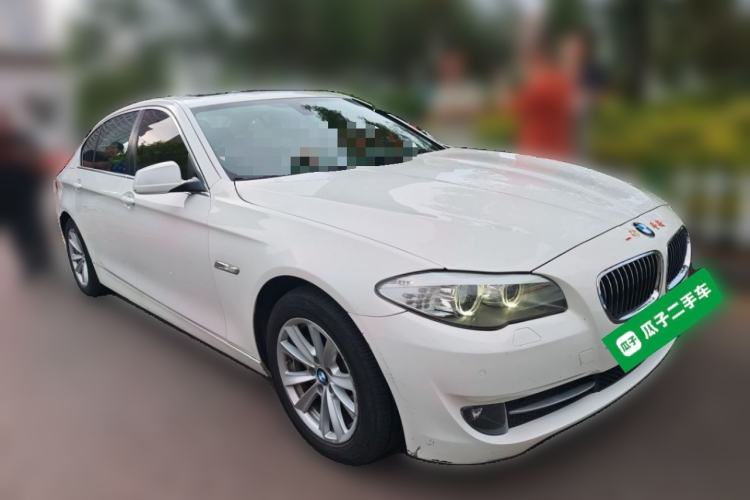 Used BMW 5 Series 2013 525Li Leading Model Front Right 45 Deg