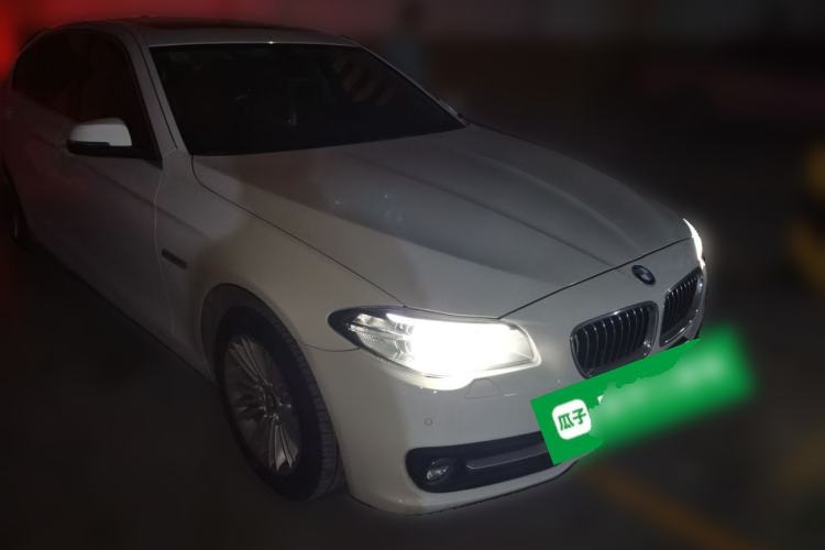 Used BMW 5 Series 2013 525Li Leading Model Front Right 45 Deg