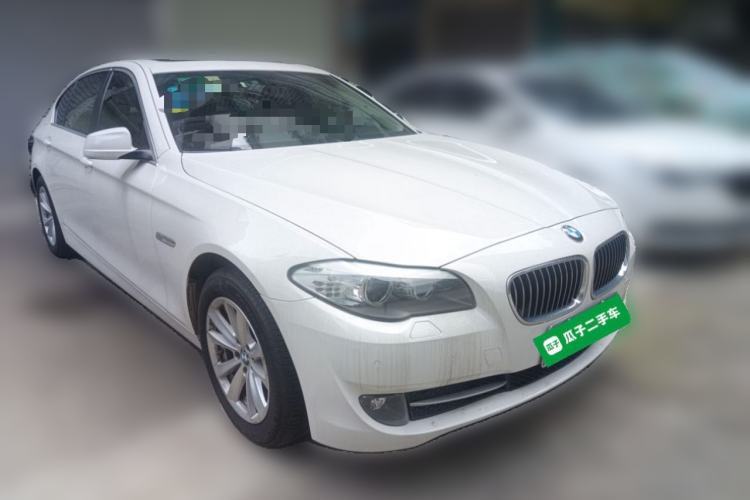 Used BMW 5 Series 2013 525Li Luxury Model Front Right 45 Deg