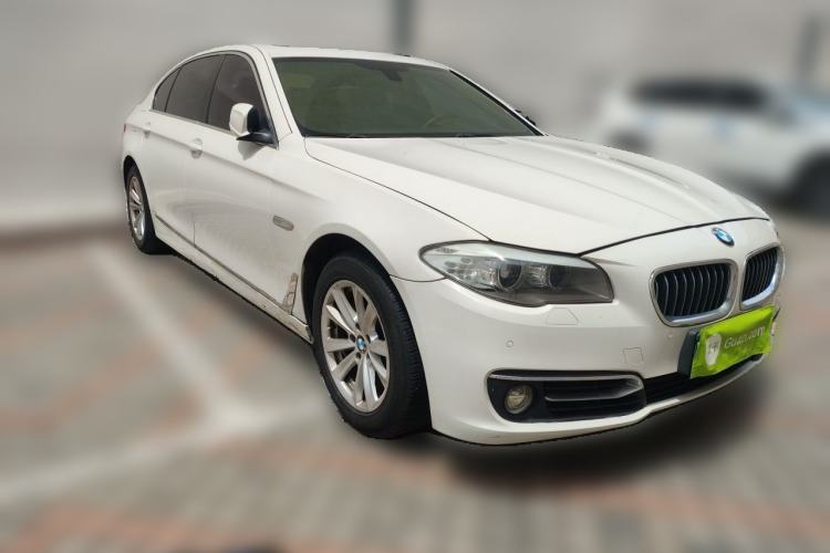 Used BMW 5 Series 2013 525Li Luxury Model Front Right 45 Deg