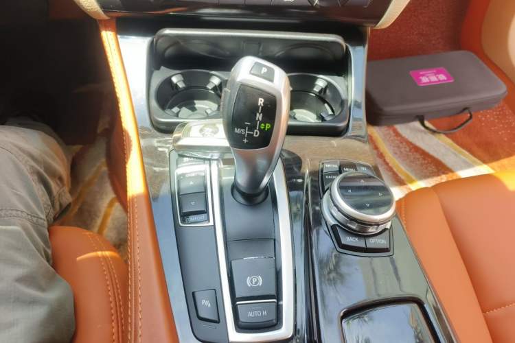 Used BMW 5 Series 2013 525Li Leading Model Gear Lever