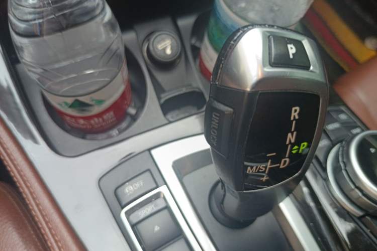 Used BMW 5 Series 2013 525Li Leading Model Gear Lever