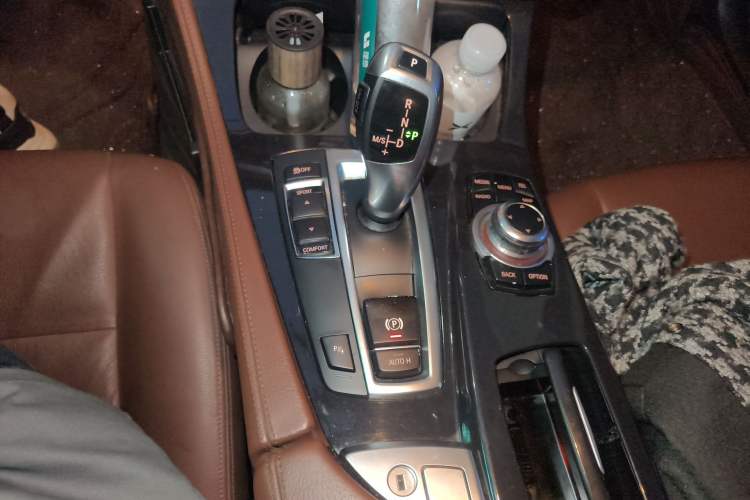 Used BMW 5 Series 2013 520Li Elegant Edition Gear Lever