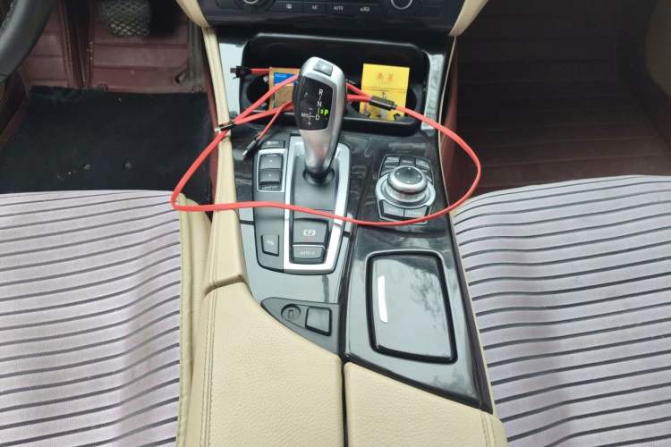 Used BMW 5 Series 2013 525Li Leading Model Gear Lever