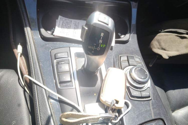 Used BMW 5 Series 2013 520Li Elegant Edition Gear Lever