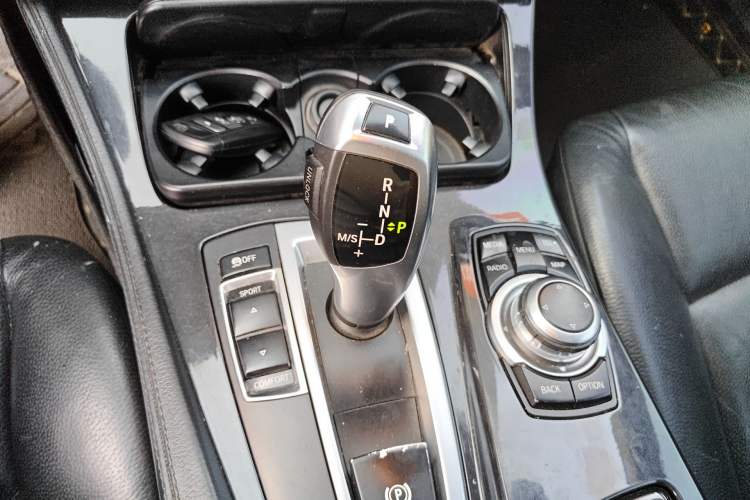 Used BMW 5 Series 2013 520Li Elegant Edition Gear Lever