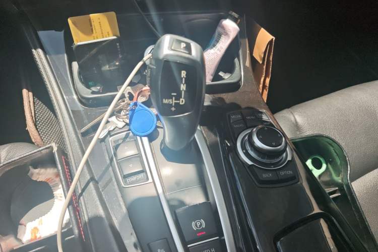 Used BMW 5 Series 2013 525Li Leading Model Gear Lever