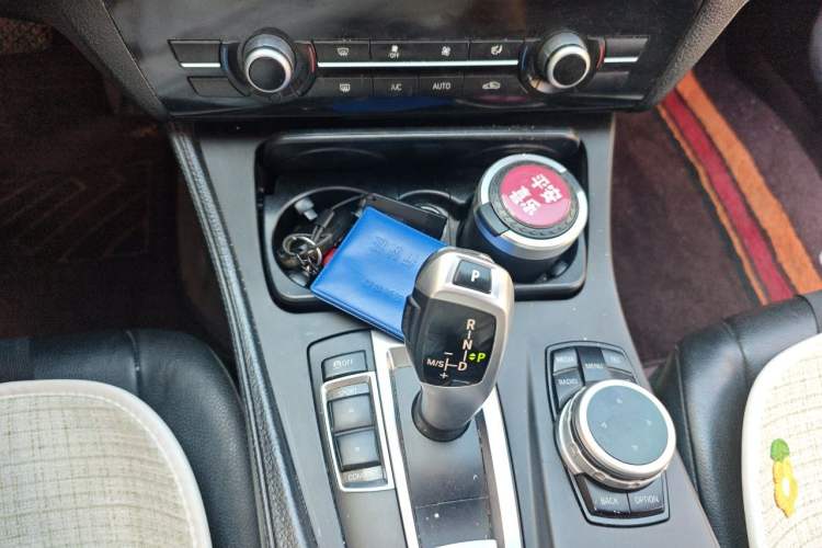 Used BMW 5 Series 2013 520Li Elegant Edition Gear Lever