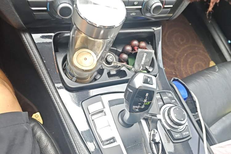 Used BMW 5 Series 2013 520Li Elegant Edition Gear Lever