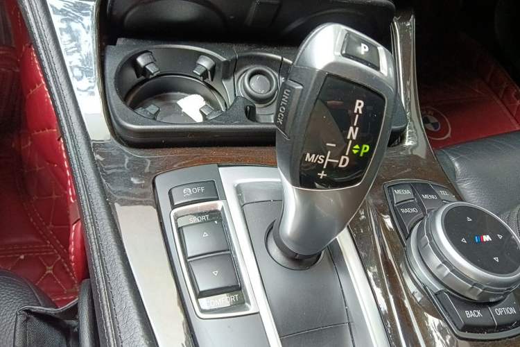 Used BMW 5 Series 2013 525Li Leading Model Gear Lever